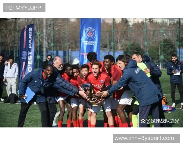 巴黎青训营管理层内部矛盾加剧多名核心成员选择离职或休假 巴黎青训营管理层内部矛盾加剧多名核心成员选择离职或休假