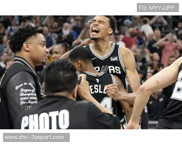 文班亚马半场表现全能斩获11分8板4助3帽1断正负值高达15